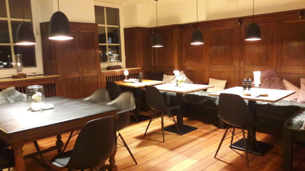 Gaestehaus Burgberg, Weinhaus Fries Kattenes Extérieur photo