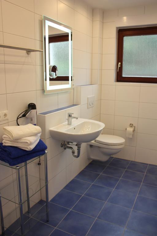 Gaestehaus Burgberg, Weinhaus Fries Kattenes Chambre photo